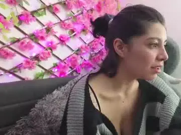 Aria_silk  live sex cam
