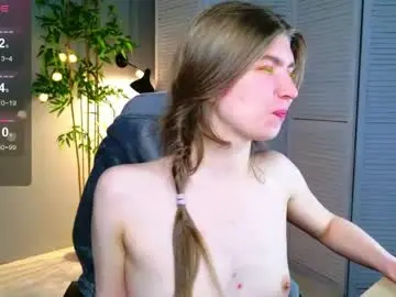 Bubble_kiss  live sex cam