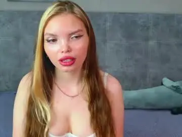 Curvy_dynamite  live sex cam