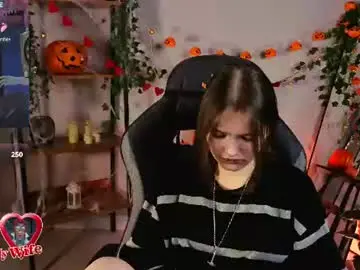 Dilara_xbaby  live sex cam
