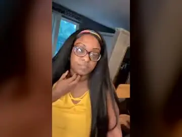 Julhmaple777  live sex cam