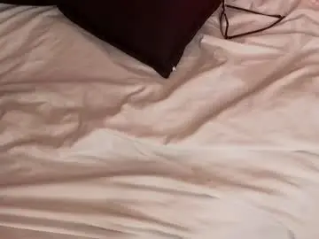 Lucy_rayn  live sex cam