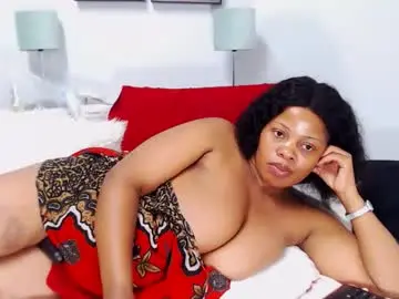 Lusciousboobzz  live sex cam