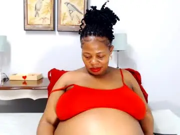 Lusciousboobzz  live sex cam