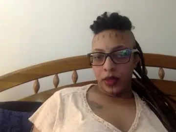 Mistresschiiirp  live sex cam