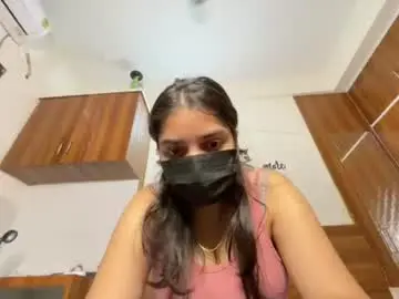 Sexy_pikuu  live sex cam