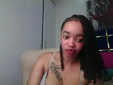 Sexymel022  live sex cam