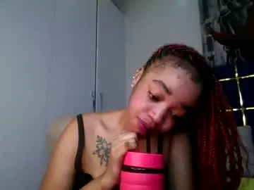 Sexymel022  live sex cam