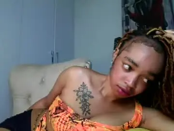 Sexymel022  live sex cam