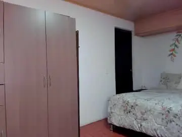 Thalia_wkw  live sex cam