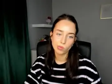 Adeledream  live sex cam