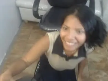 Emily_smith_t  live sex cam