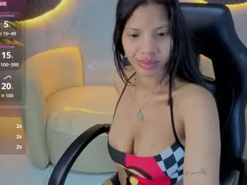 Emily_smith_t  live sex cam