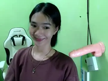 Innocent_reign69  live sex cam