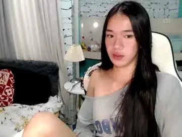Innocent_reign69  live sex cam