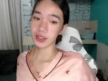 Innocent_reign69  live sex cam