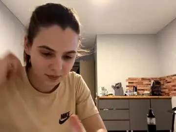 Lorindanisbit  live sex cam