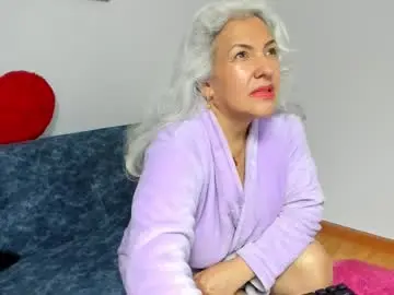 Marilyn70  live sex cam