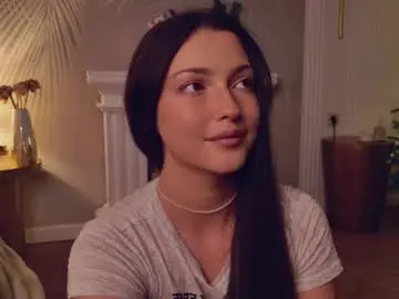 Miley_smile  live sex cam