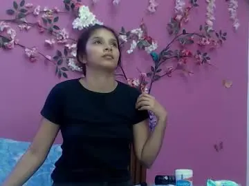 Skinnybarbie022  live sex cam