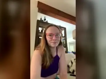 Skywinters  live sex cam