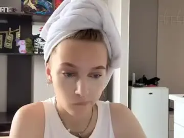 Yasminalouf  live sex cam