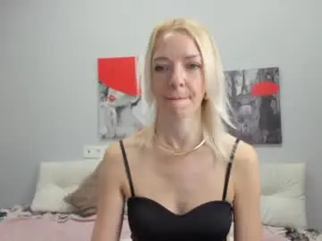 Brightly_heizer  live sex cam