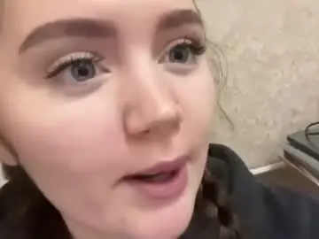 Brittniassad  live sex cam