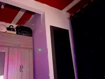 Damian_n_lissa  live sex cam