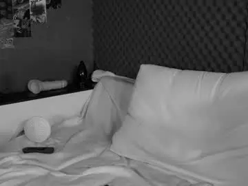 Fluffy_cloude  live sex cam