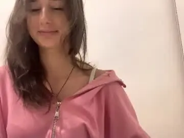 Glitzynudge  live sex cam