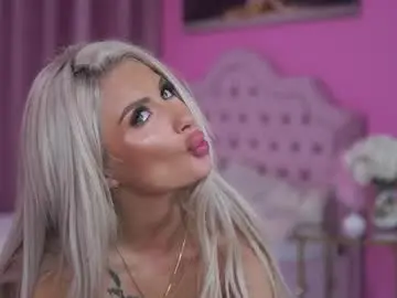 Larabrynn  live sex cam
