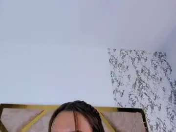 Liaruso  live sex cam