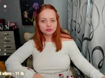 Marcelinepeach  live sex cam