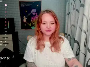 Marcelinepeach  live sex cam