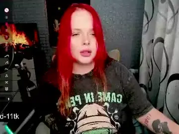 Marcelinepeach  live sex cam