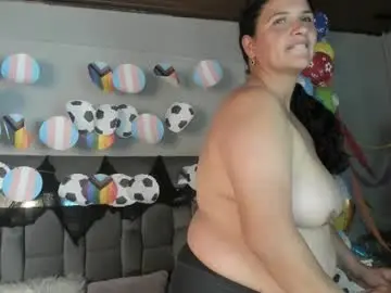 Martinamilff  live sex cam