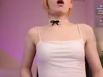 Moonlitasuna  live sex cam