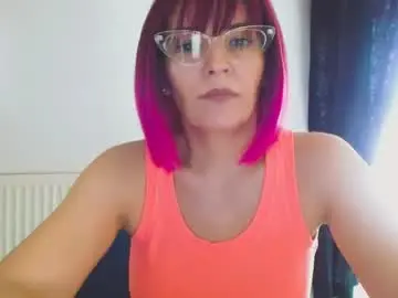 Onemoreblonde  live sex cam