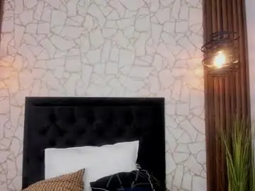 Antoneella_russo  live sex cam