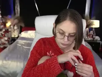 Charlywines  live sex cam