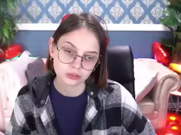 Charlywines  live sex cam