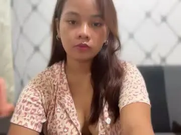 Expnsivelj  live sex cam