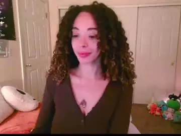 Gunzinrose  live sex cam