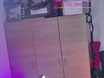 Its_vero  live sex cam