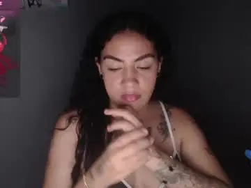 Laila_silk  live sex cam