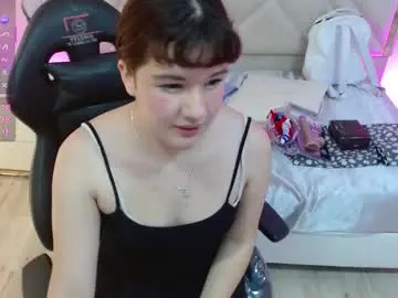 Luar_tay  live sex cam