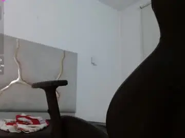 Luar_tay  live sex cam