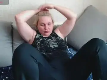 Mari_77777  live sex cam