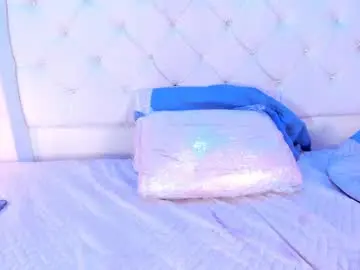 Miavoss1  live sex cam